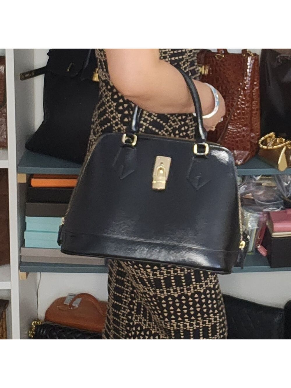 Samantha Thavasa bag/ alma style